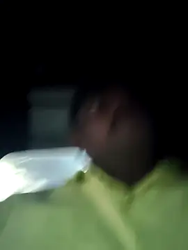 RNlov online show from November 22, 2025, 12:37 pm