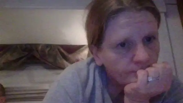 Snapshot of EazyEMLXL chatting on October 26, 2025, 11:38 am EazyEMLXL online show from October 26, 2025, 11:38 am