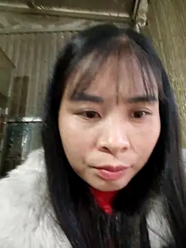 Squirrel-Pear online show from October 24, 2025, 10:11 am