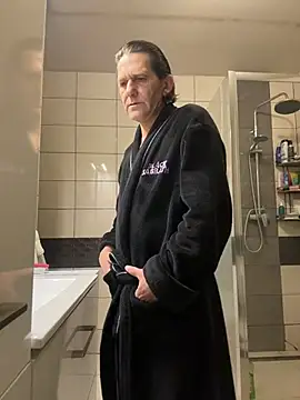 kon77777 online show from November 26, 2025, 3:40 am