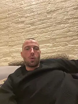 Rotteei1 online show from October 30, 2025, 5:24 pm