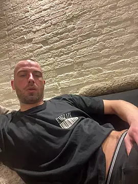 Rotteei1 online show from March 5, 2026, 7:37 am