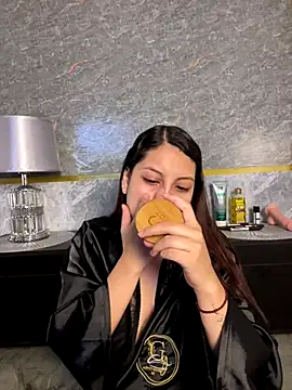 Sammy Sweet01 online show from December 14, 2025, 11:59 am