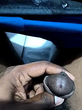 Snapshot of 67yoki chatting on October 21, 2025, 7:25 pm 67yoki online show from October 21, 2025, 7:25 pm