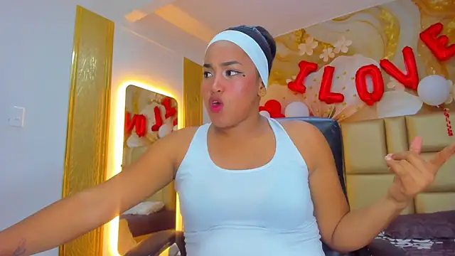 NahomiWalker  online show from February 17, 2026, 7:31 pm