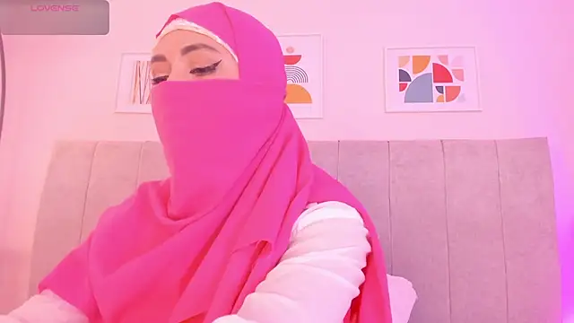 fatiima  online show from May 15, 2026, 7:21 pm