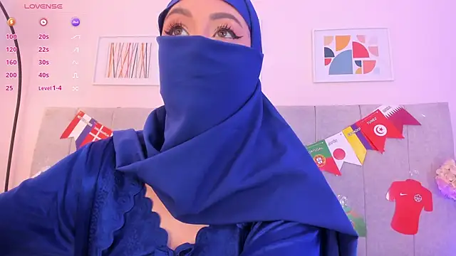 fatiima  online show from June 17, 2026, 7:04 pm
