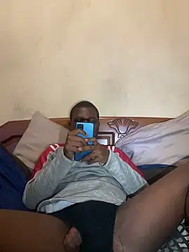 maloya267 online show from March 6, 2026, 4:03 pm