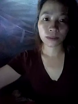 Snapshot of -Pearl- chatting on October 21, 2025, 1:23 pm -Pearl- online show from October 21, 2025, 1:23 pm