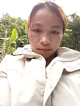 Snapshot of -Pearl- chatting on October 31, 2025, 2:45 am -Pearl- online show from October 31, 2025, 2:45 am