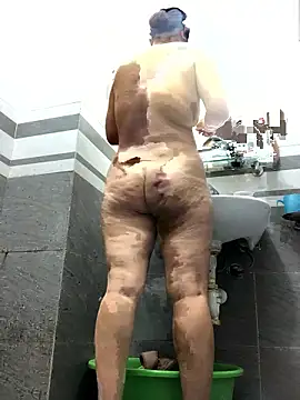 HinayLa online show from January 16, 2026, 2:54 pm