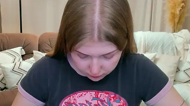 Stella Light online show from December 20, 2025, 4:30 am