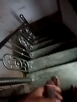 Snapshot of Saddam2332 chatting on October 30, 2025, 12:45 am Saddam2332 online show from October 30, 2025, 12:45 am