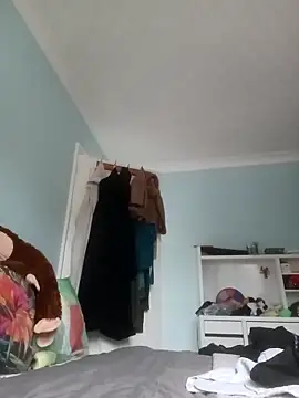 Snapshot of Imyourguy2025 chatting on October 29, 2025, 9:11 am Imyourguy2025 online show from October 29, 2025, 9:11 am