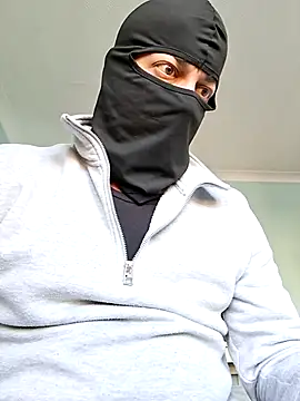 Snapshot of Imyourguy2025 chatting on January 14, 2026, 11:05 am Imyourguy2025 online show from January 14, 2026, 11:05 am