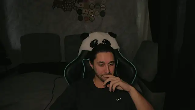 Pohyi  online show from March 6, 2026, 4:09 am