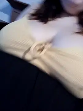 Snapshot of ollaaaaaaai chatting on October 24, 2025, 12:23 pm ollaaaaaaai online show from October 24, 2025, 12:23 pm