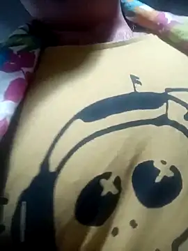 Romaeterna  online show from November 17, 2025, 2:17 am