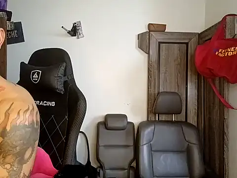 alphacloudGod online show from November 22, 2025, 7:46 pm