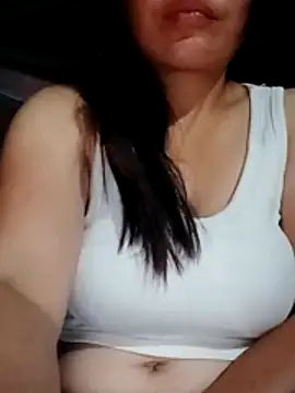chipu06 online show from July 26, 2026, 9:32 pm