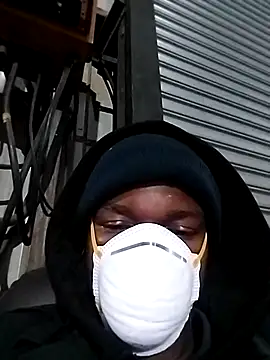 loVbRo1 online show from November 27, 2025, 9:39 pm