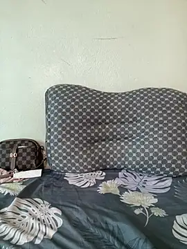 Winny-sexy online show from July 18, 2026, 2:27 am