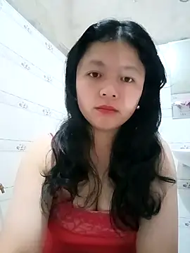 lisa-bae00 online show from February 4, 2026, 12:05 am