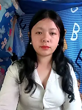 lisa-bae00 online show from March 23, 2026, 12:58 am