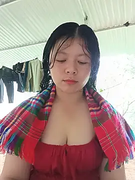 lisa-bae00 online show from May 13, 2026, 4:54 am