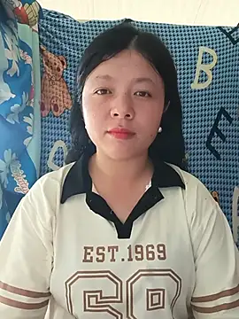 lisa-bae00 online show from May 21, 2026, 5:14 am