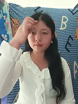 lisa-bae00 online show from May 28, 2026, 3:37 am