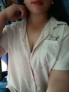 lisa-bae00 online show from May 31, 2026, 5:37 am