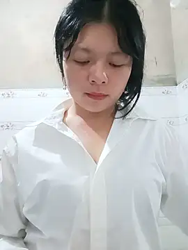 lisa-bae00 online show from June 20, 2026, 12:36 am