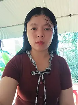 lisa-bae00 online show from July 2, 2026, 11:44 pm
