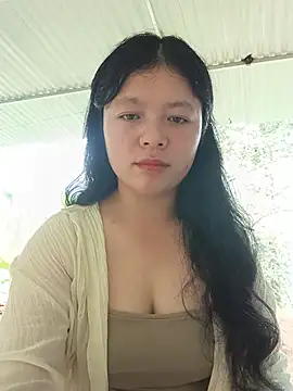 lisa-bae00 online show from July 5, 2026, 3:23 am