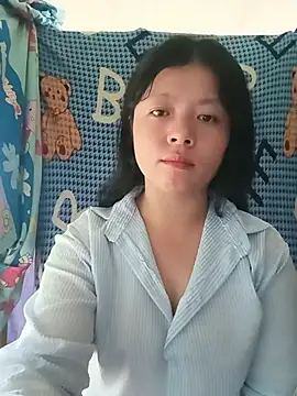 lisa-bae00 online show from July 6, 2026, 12:07 am