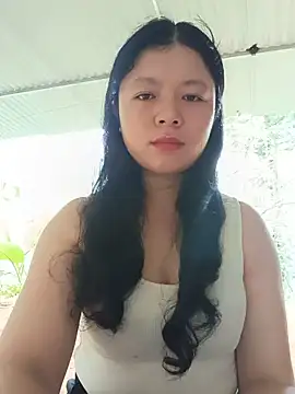 lisa-bae00 online show from July 20, 2026, 2:04 am
