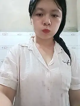 lisa-bae00 online show from August 1, 2026, 2:27 pm