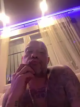 gitanoMad online show from March 20, 2026, 2:05 am