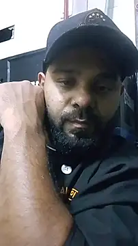 Sfdocom online show from November 14, 2025, 11:02 pm