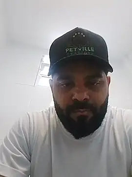 Sfdocom online show from December 5, 2025, 7:21 pm