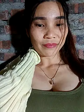 Bear bear0 online show from December 2, 2025, 2:23 pm