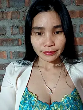 Snapshot of Bear_bear0 chatting on February 12, 2026, 4:18 am Bear bear0 online show from February 12, 2026, 4:18 am