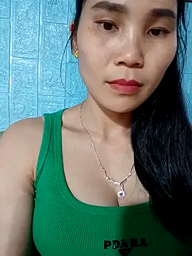 Snapshot of Bear_bear0 chatting on February 15, 2026, 9:30 am Bear bear0 online show from February 15, 2026, 9:30 am