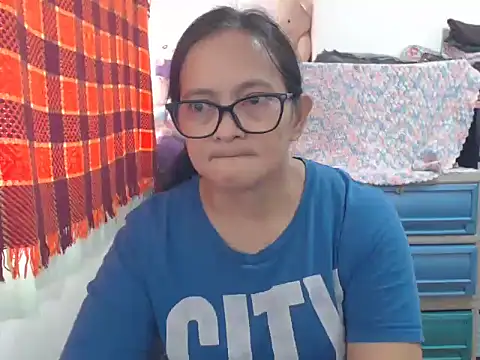 Kinkybela2025 online show from January 13, 2026, 2:17 am