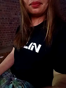 sowbibi online show from March 22, 2026, 1:03 pm