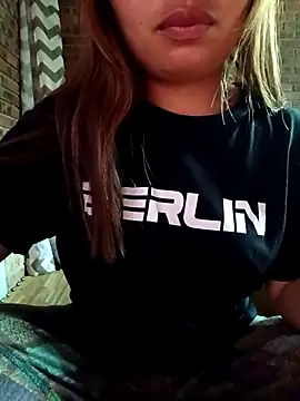 sowbibi online show from March 23, 2026, 6:39 am