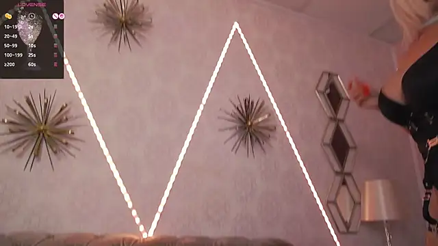 RubyDivine online show from June 30, 2026, 5:19 am