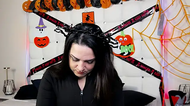 Snapshot of AlsouKass chatting on October 31, 2025, 8:04 am AlsouKass online show from October 31, 2025, 8:04 am