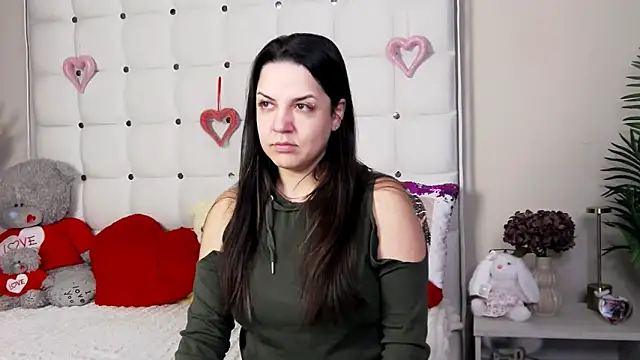 Snapshot of AlsouKass chatting on February 17, 2026, 6:32 am AlsouKass online show from February 17, 2026, 6:32 am